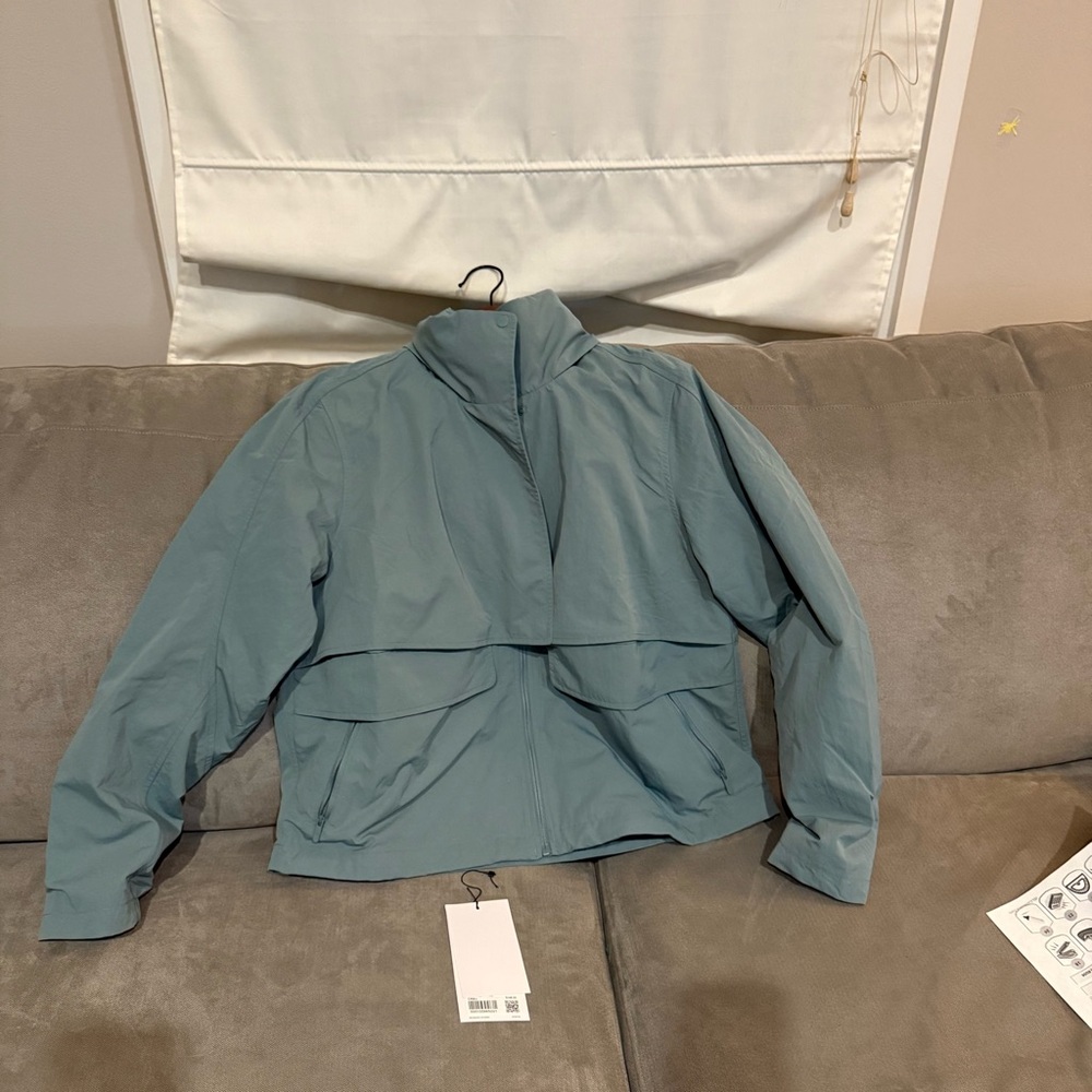 Lululemon Always Effortless Jacket in Crater Blue, Size 10